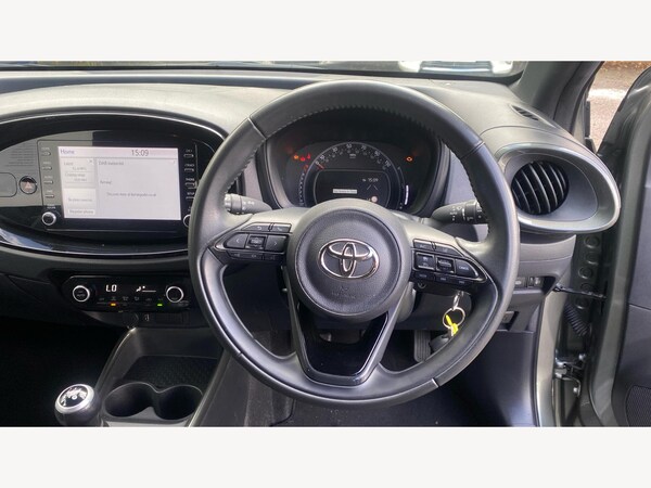 Used Toyota Aygo X 2022 for sale - 75768589: Photo 8