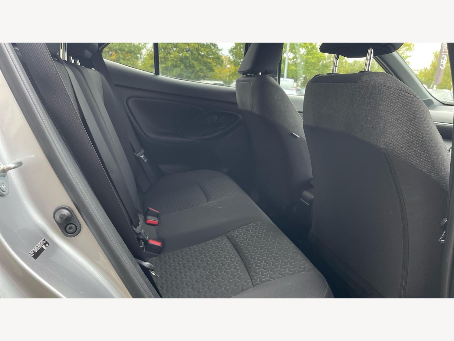 Used Toyota Yaris Cross 2023 for sale - 76159087: Photo 14