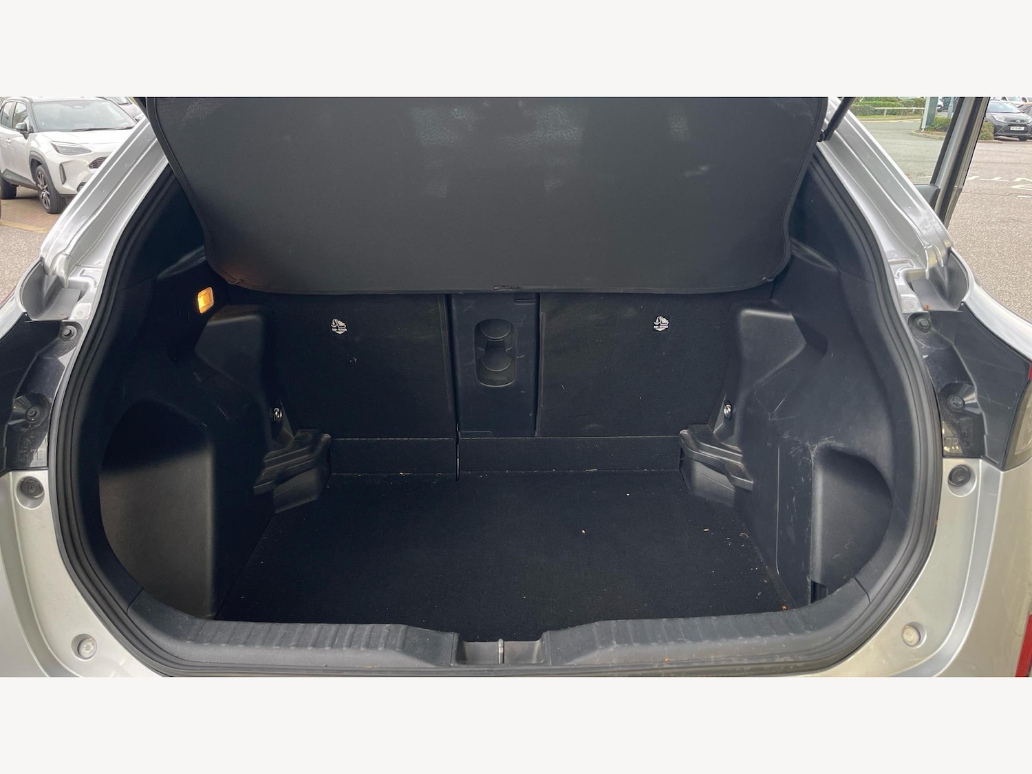 Used Toyota Yaris Cross 2023 for sale - 76159087: Photo 16