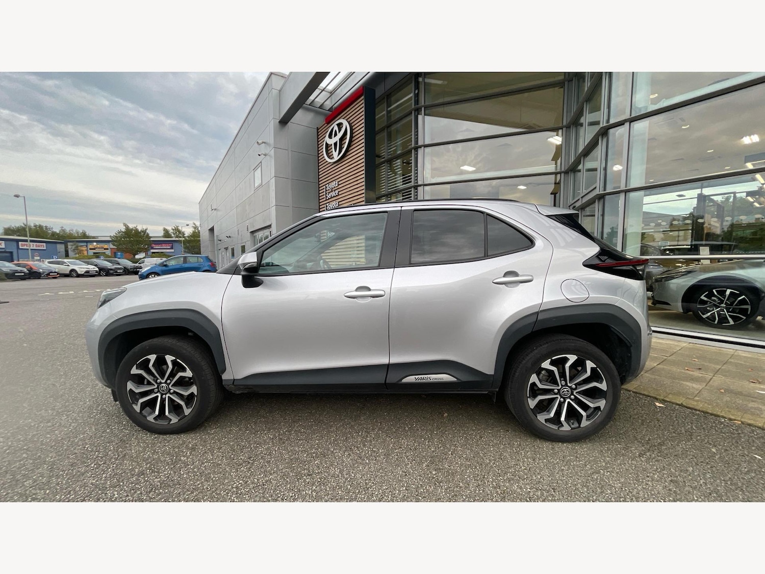 Used Toyota Yaris Cross 2023 for sale - 76159087: Photo 19