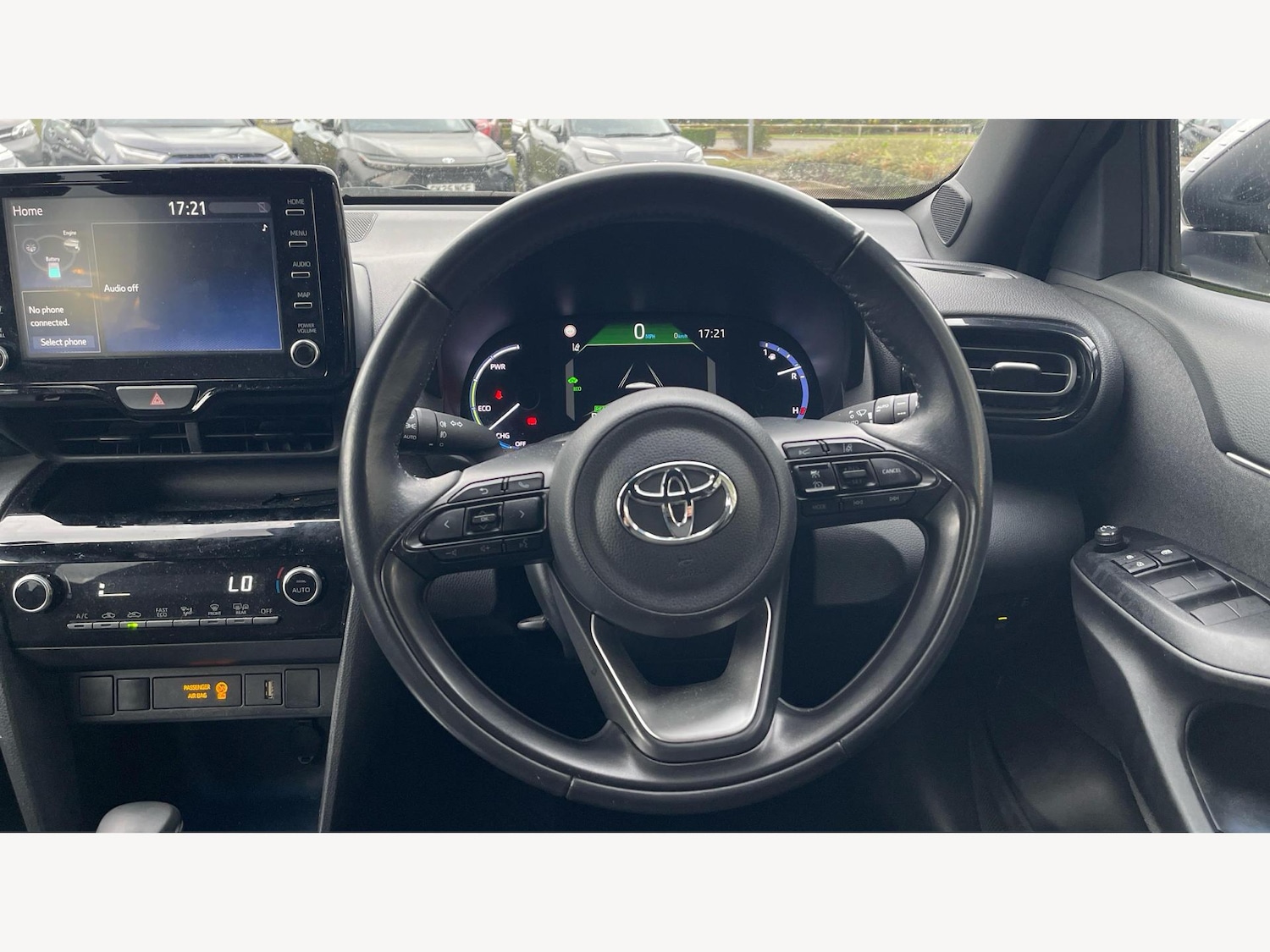 Used Toyota Yaris Cross 2023 for sale - 76159087: Photo 8