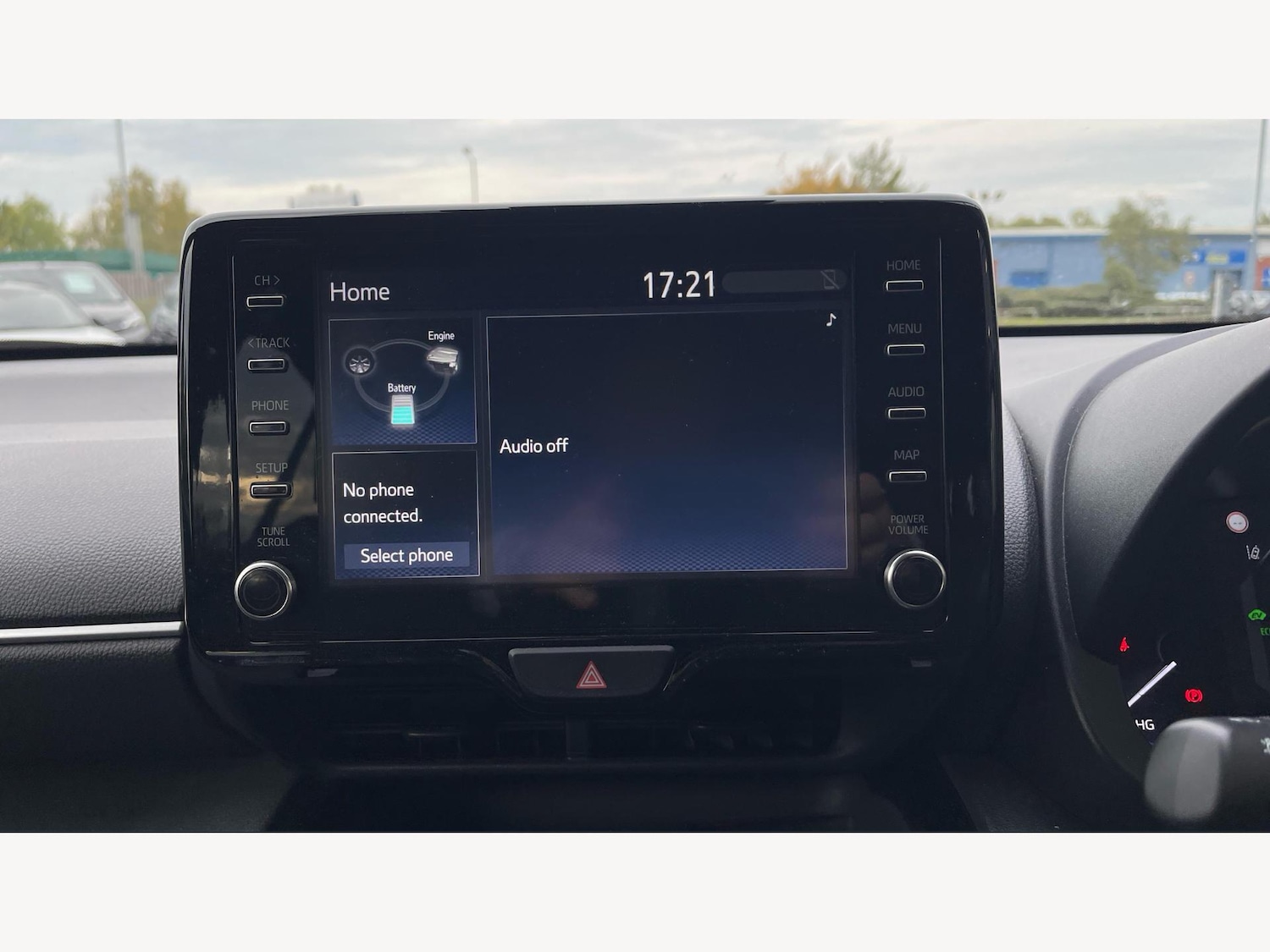 Used Toyota Yaris Cross 2023 for sale - 76159087: Photo 9