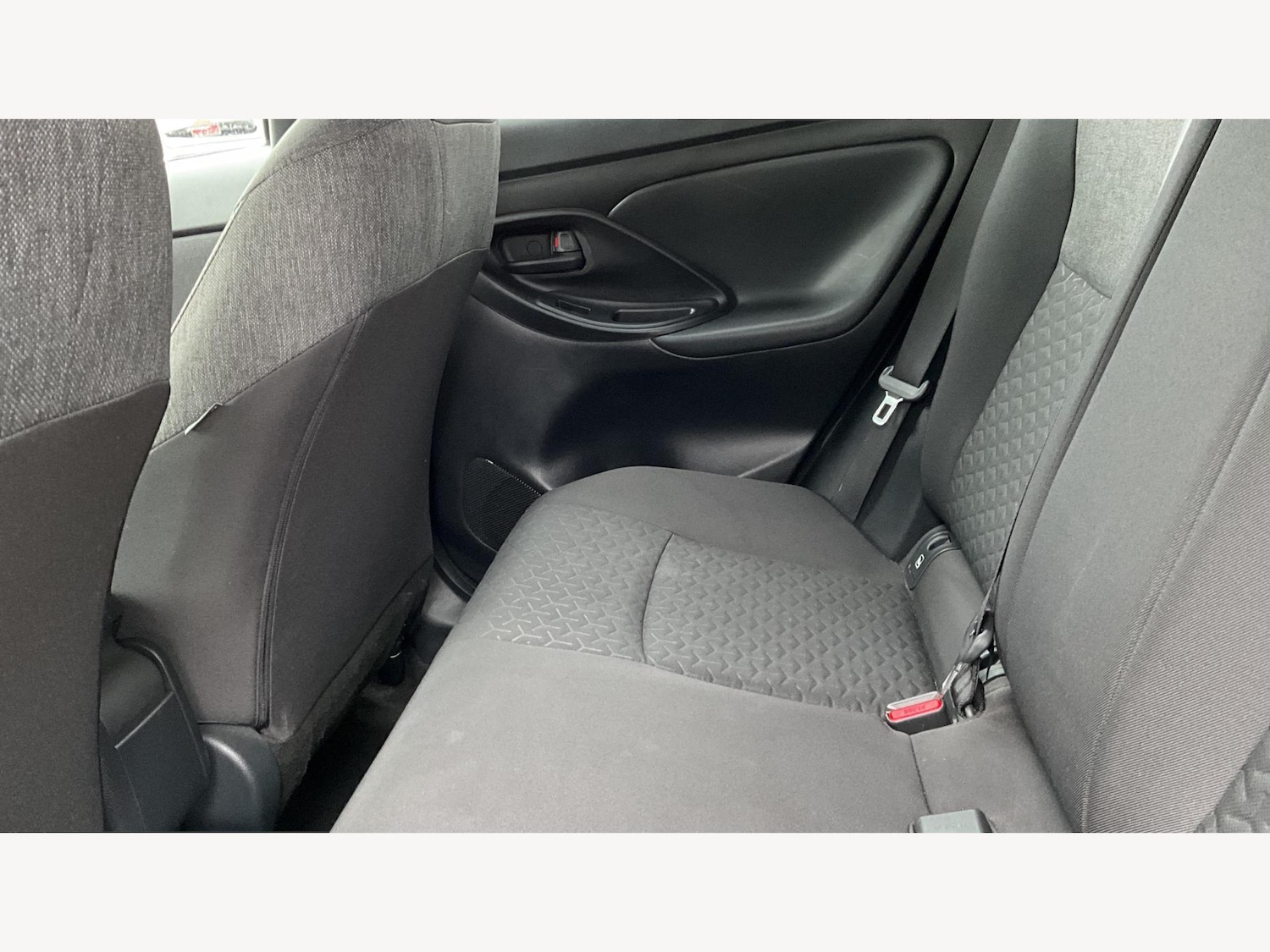 Used Toyota Yaris Cross 2022 for sale - 77331160: Photo 15