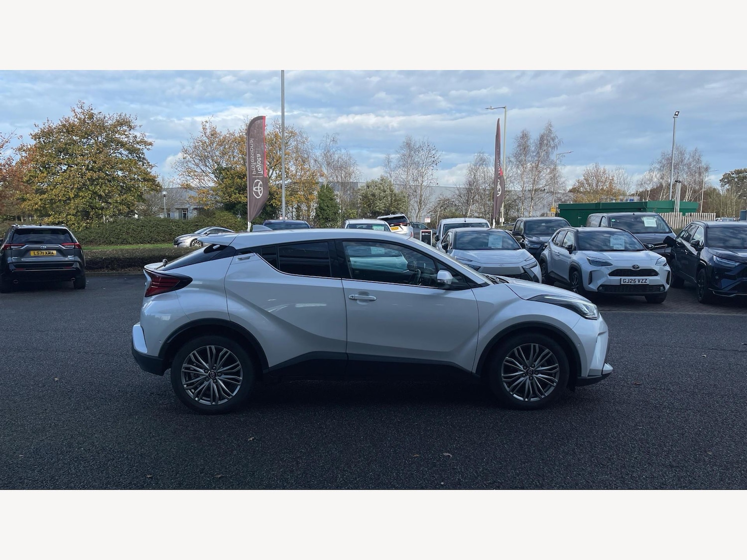 Used Toyota C-HR 2022 for sale - 76866375: Photo 18