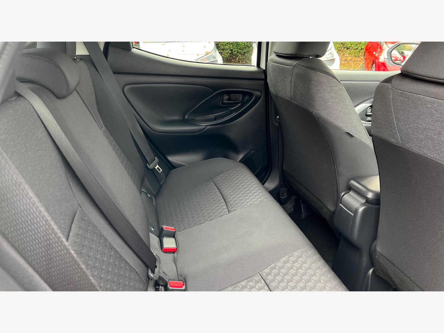 Used Toyota Yaris 2023 for sale - 77016958: Photo 13