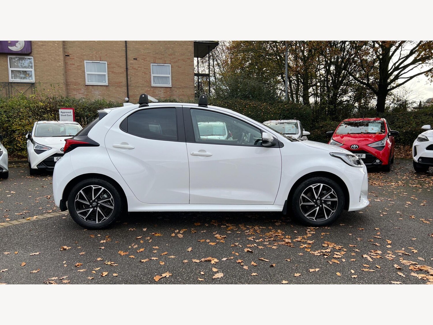 Used Toyota Yaris 2023 for sale - 77016958: Photo 17