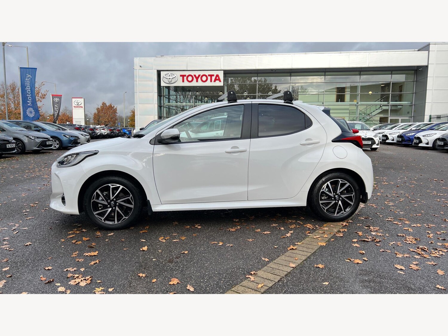 Used Toyota Yaris 2023 for sale - 77016958: Photo 18