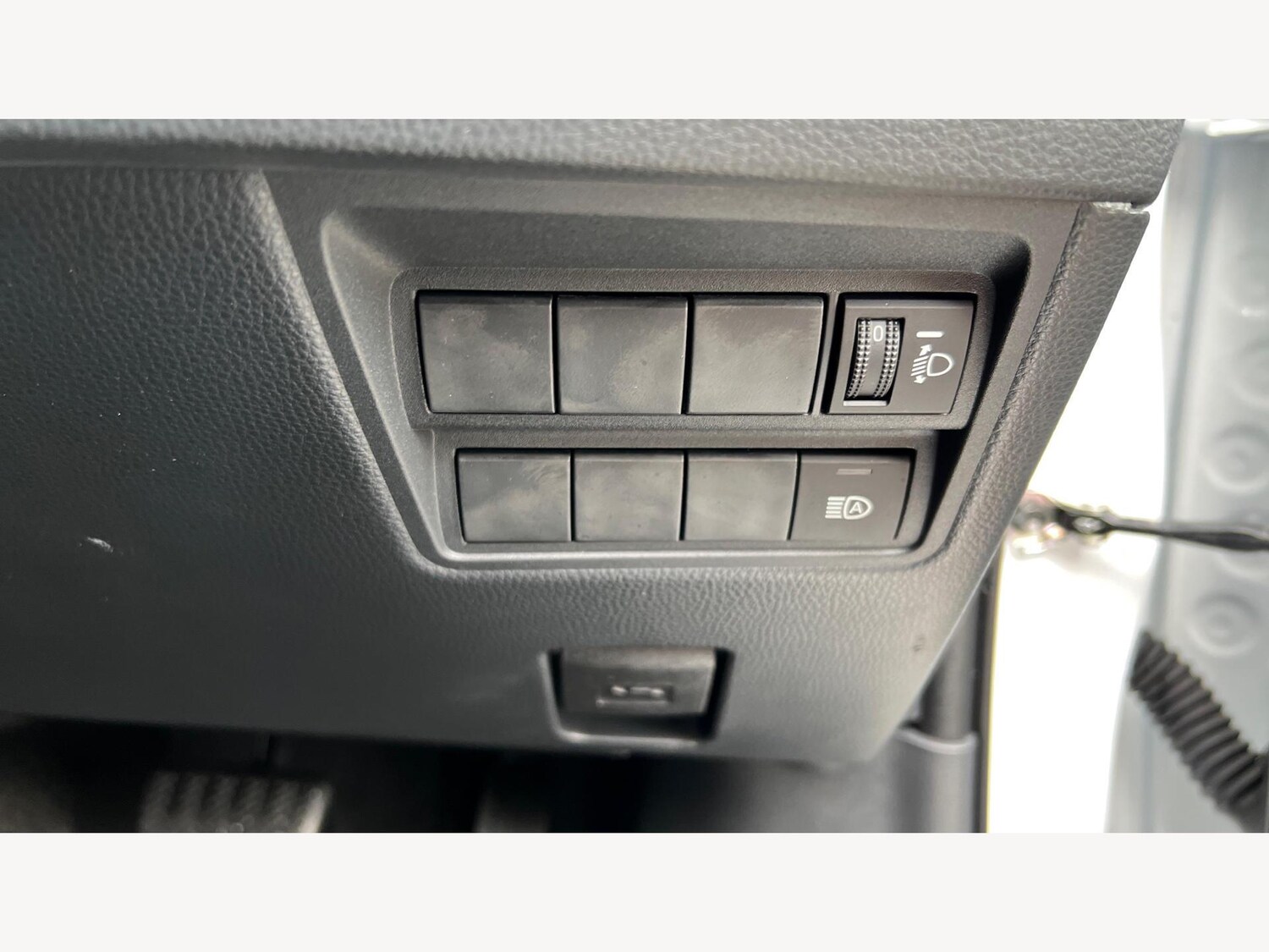 Used Toyota Yaris 2023 for sale - 77016958: Photo 26