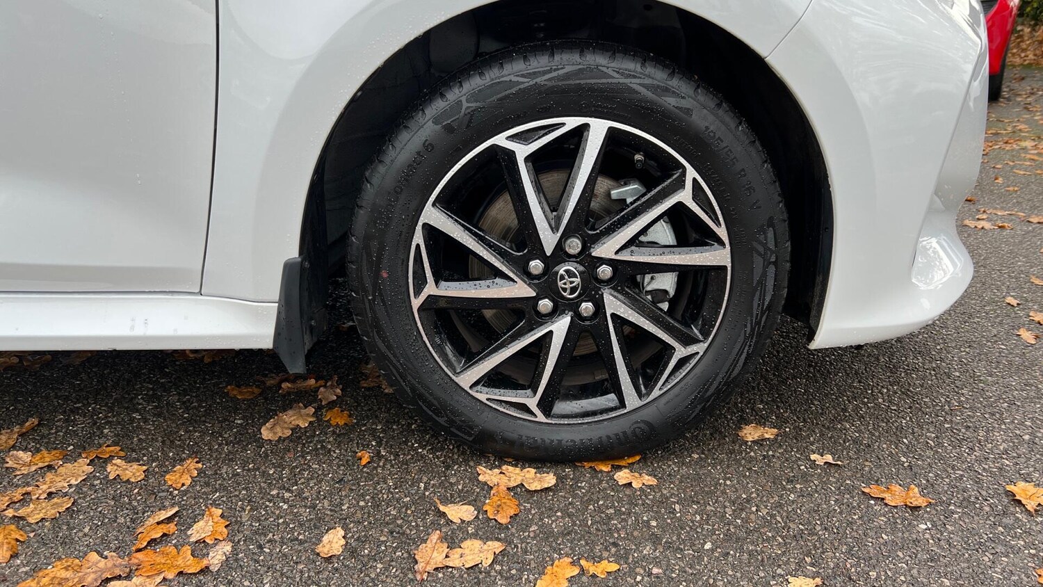 Used Toyota Yaris 2023 for sale - 77016958: Photo 35