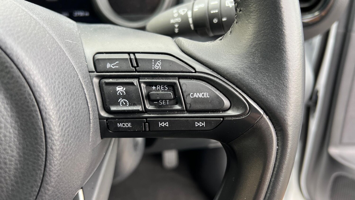 Used Toyota Yaris 2023 for sale - 77016958: Photo 36