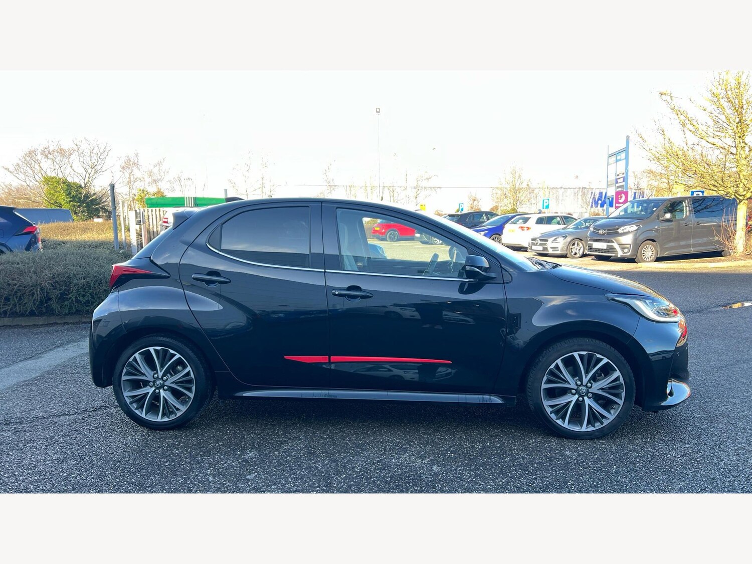 Used Toyota Yaris for sale - 77940146: Photo 18