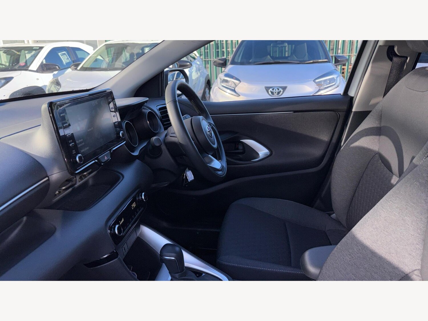 Used Toyota Yaris 2023 for sale - 77066435: Photo 12