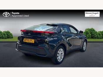 Used Toyota C-HR 2025 for sale - 79521107: Photo
