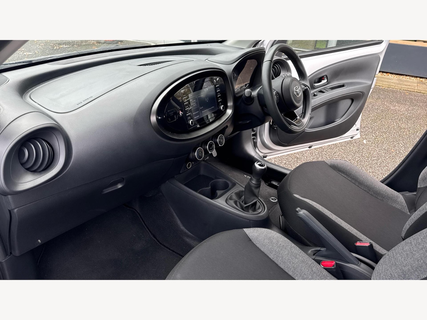Used Toyota Aygo X 2023 for sale - 77103674: Photo 12