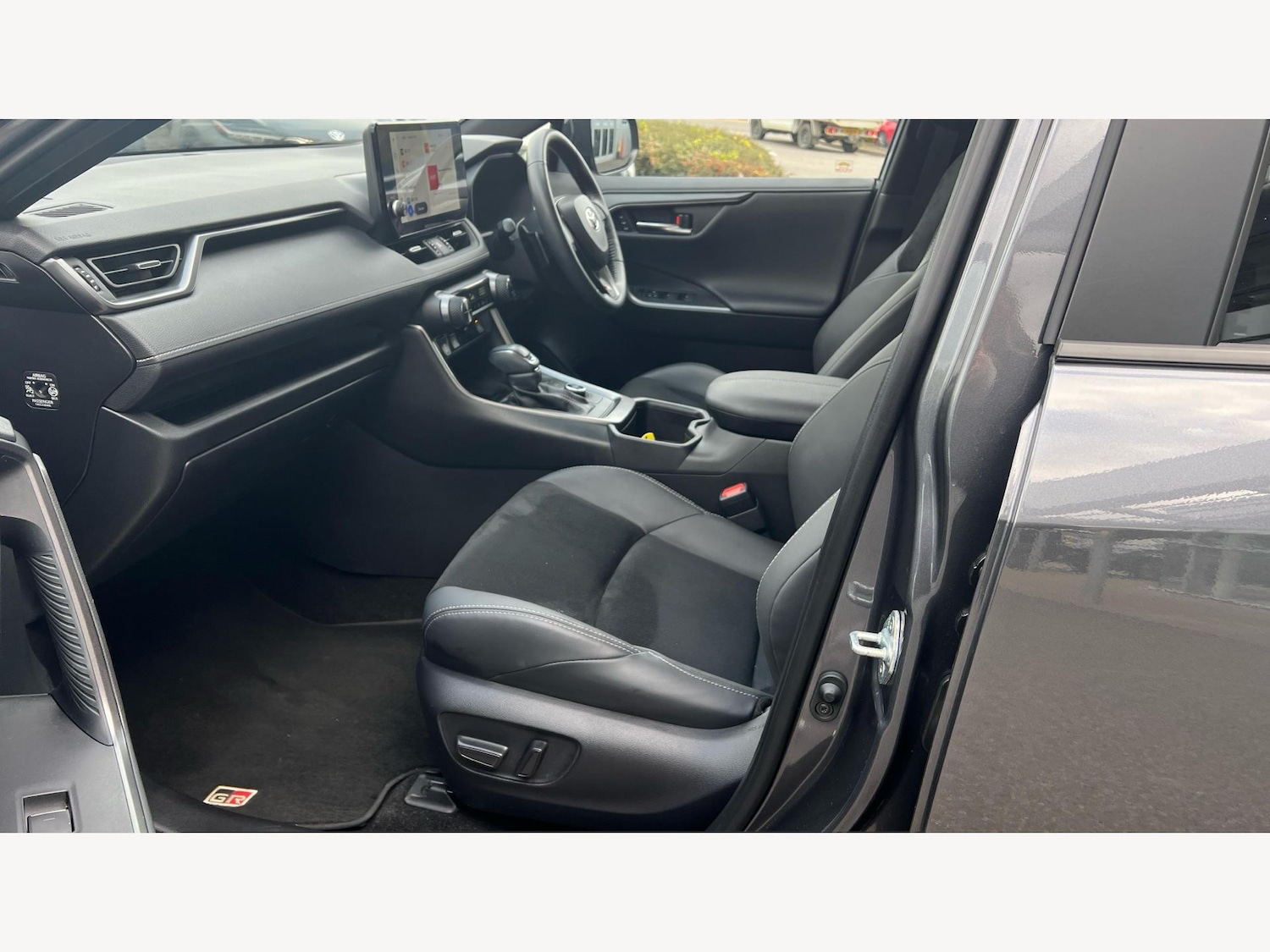 Used Toyota RAV4 2024 for sale - 76326722: Photo 12