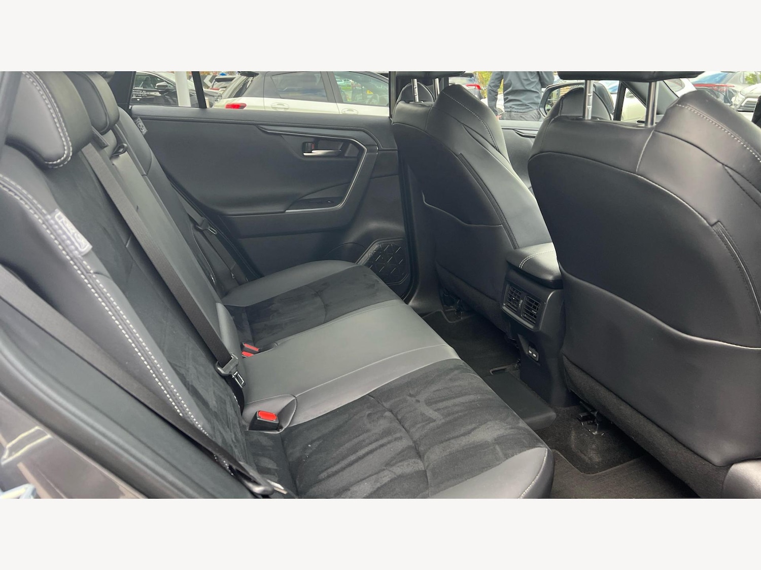 Used Toyota RAV4 2024 for sale - 76326722: Photo 15