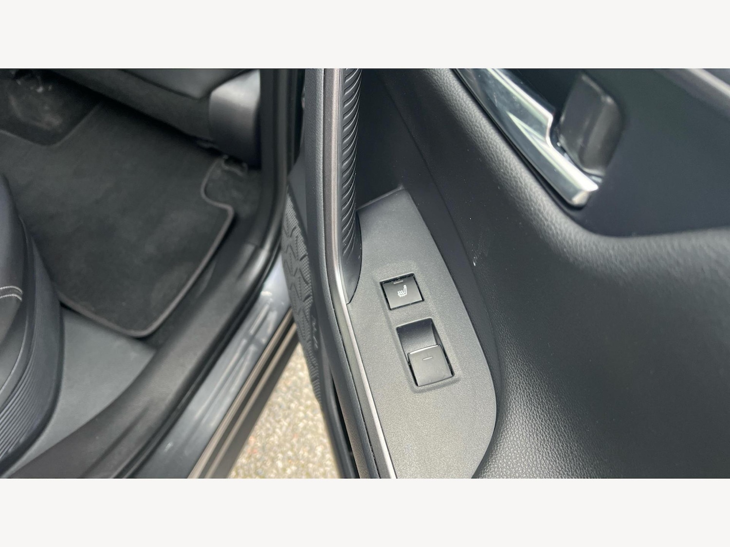 Used Toyota RAV4 2024 for sale - 76326722: Photo 22