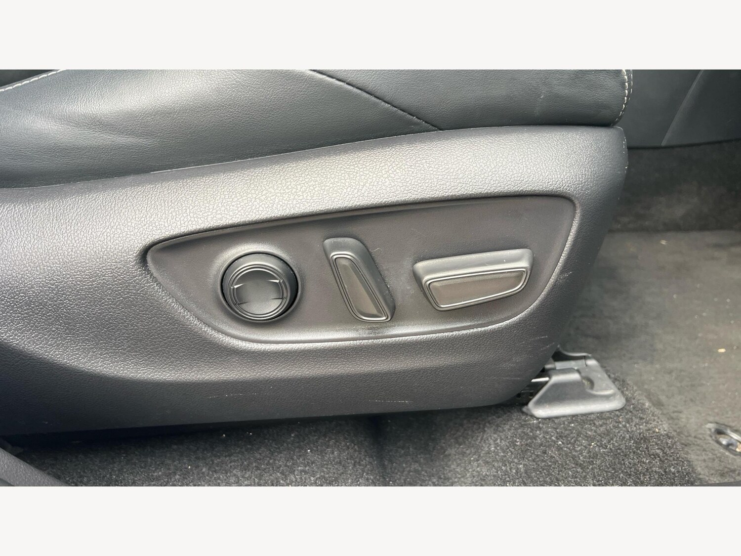 Used Toyota RAV4 2024 for sale - 76326722: Photo 28