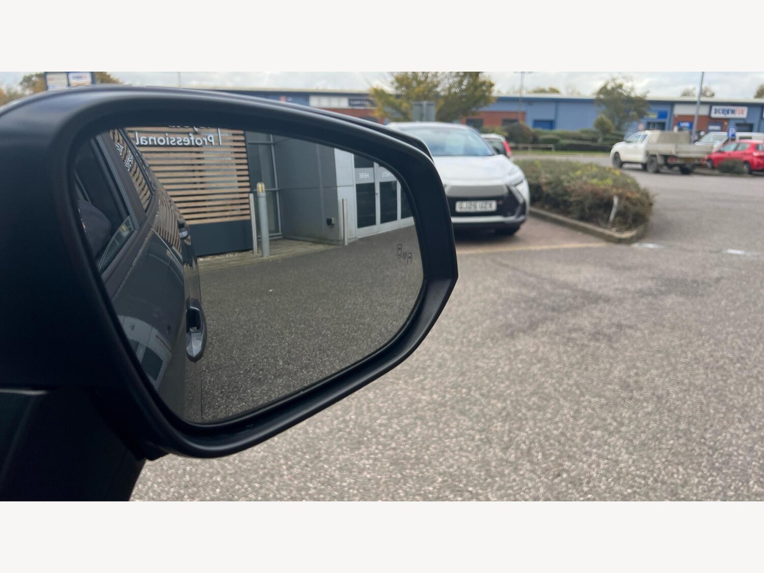 Used Toyota RAV4 2024 for sale - 76326722: Photo 30