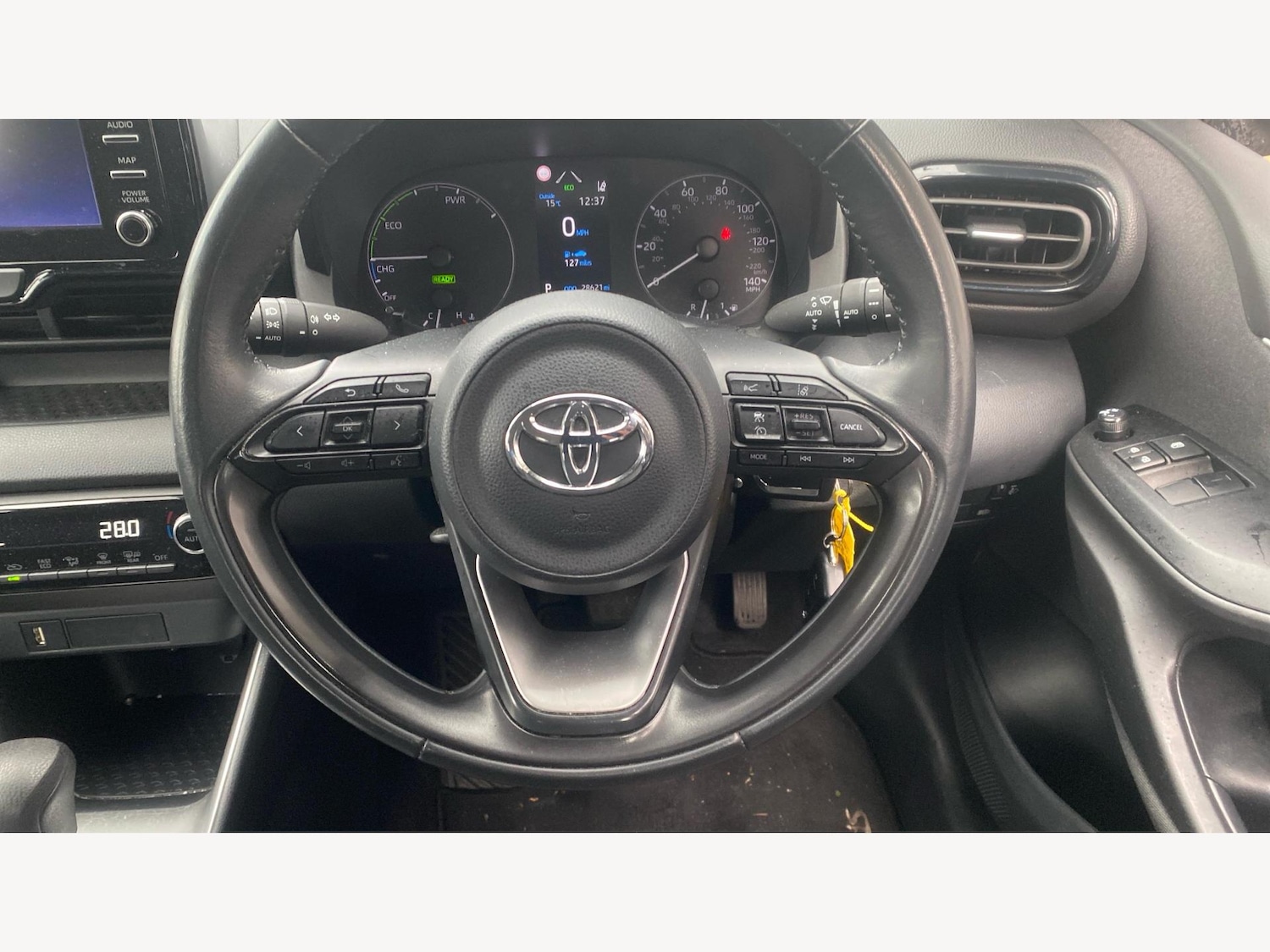 Used Toyota Yaris 2022 for sale - 76573203: Photo 10