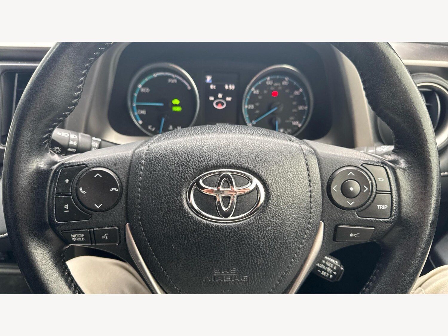 Used Toyota RAV4 2017 for sale - 77479301: Photo 10