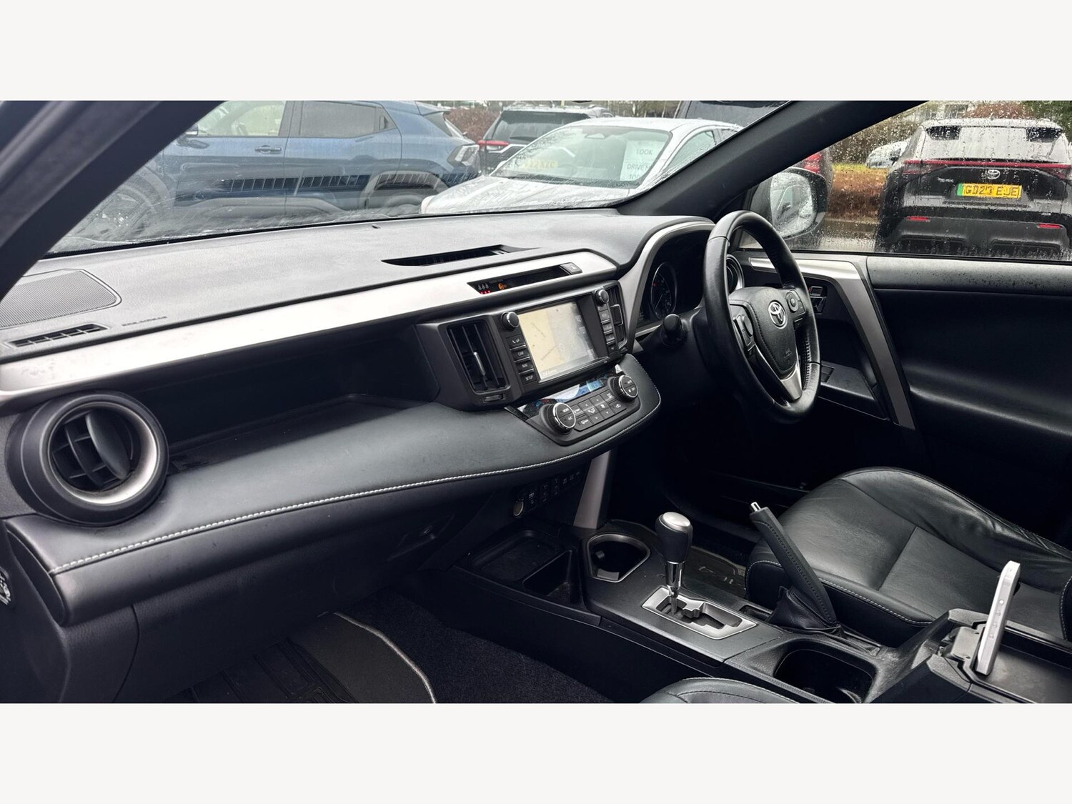 Used Toyota RAV4 2017 for sale - 77479301: Photo 12