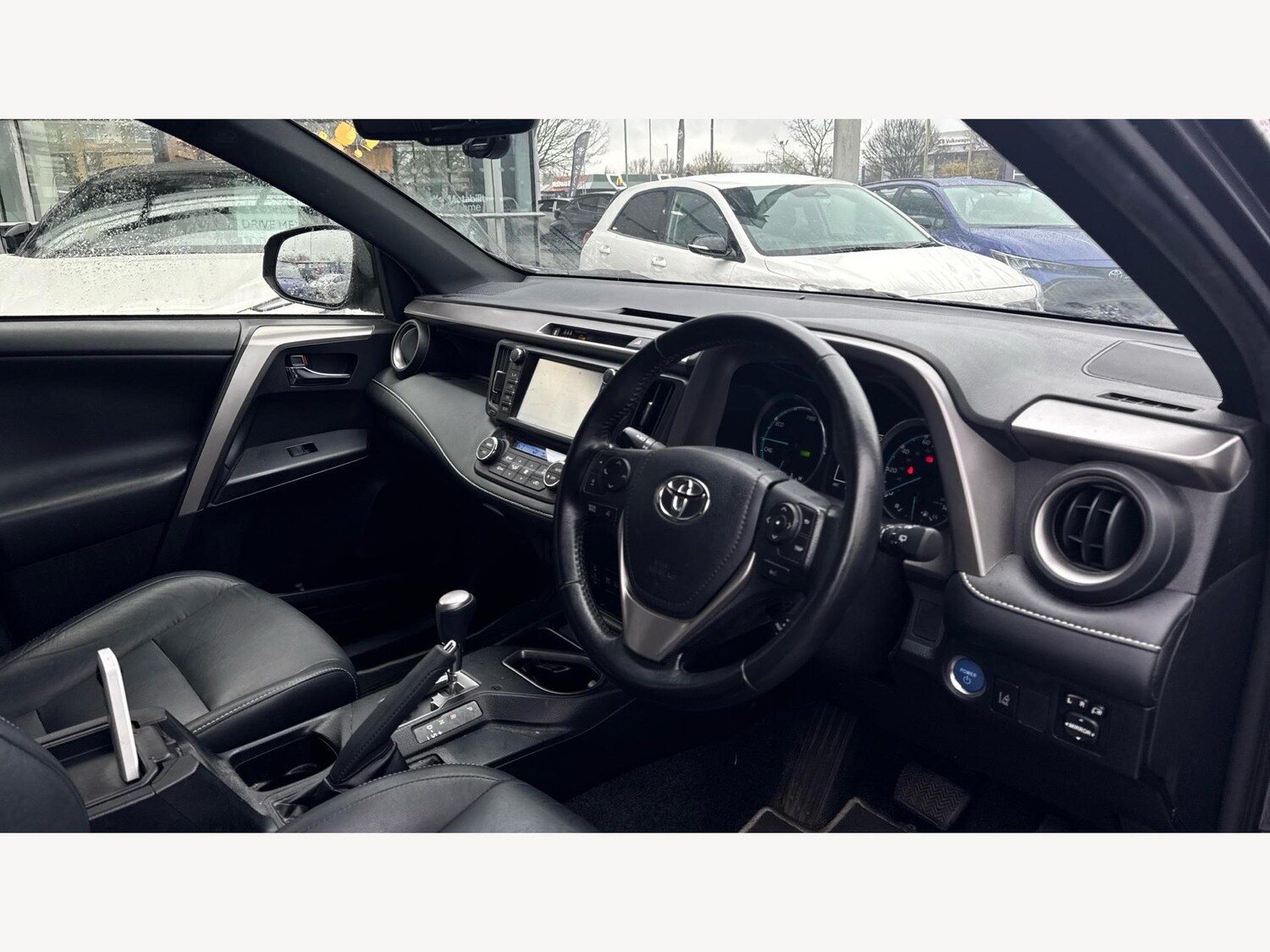 Used Toyota RAV4 2017 for sale - 77479301: Photo 13