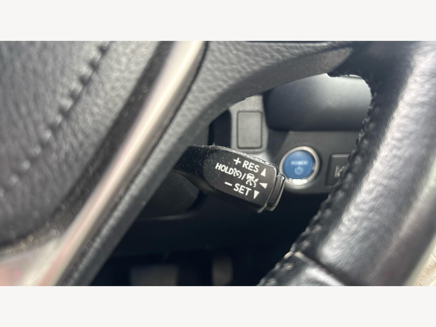 Used Toyota RAV4 2017 for sale - 77479301: Photo 24