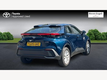 Used Toyota C-HR 2025 for sale - 79292709: Photo