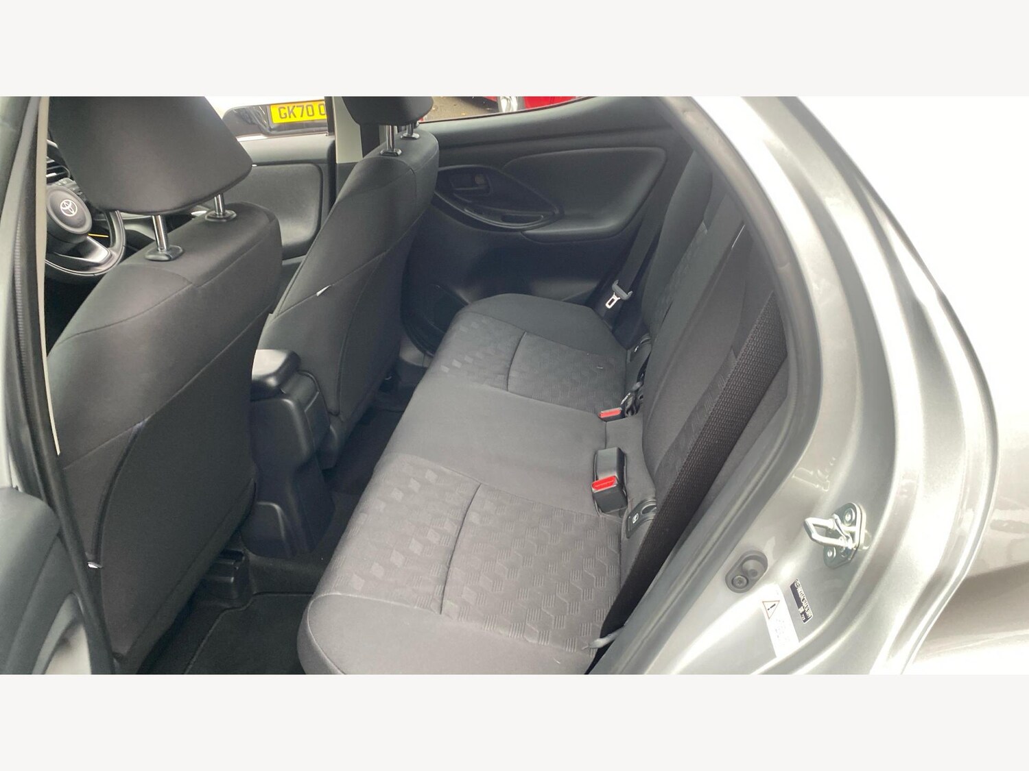 Used Toyota Yaris 2024 for sale - 76866473: Photo 15