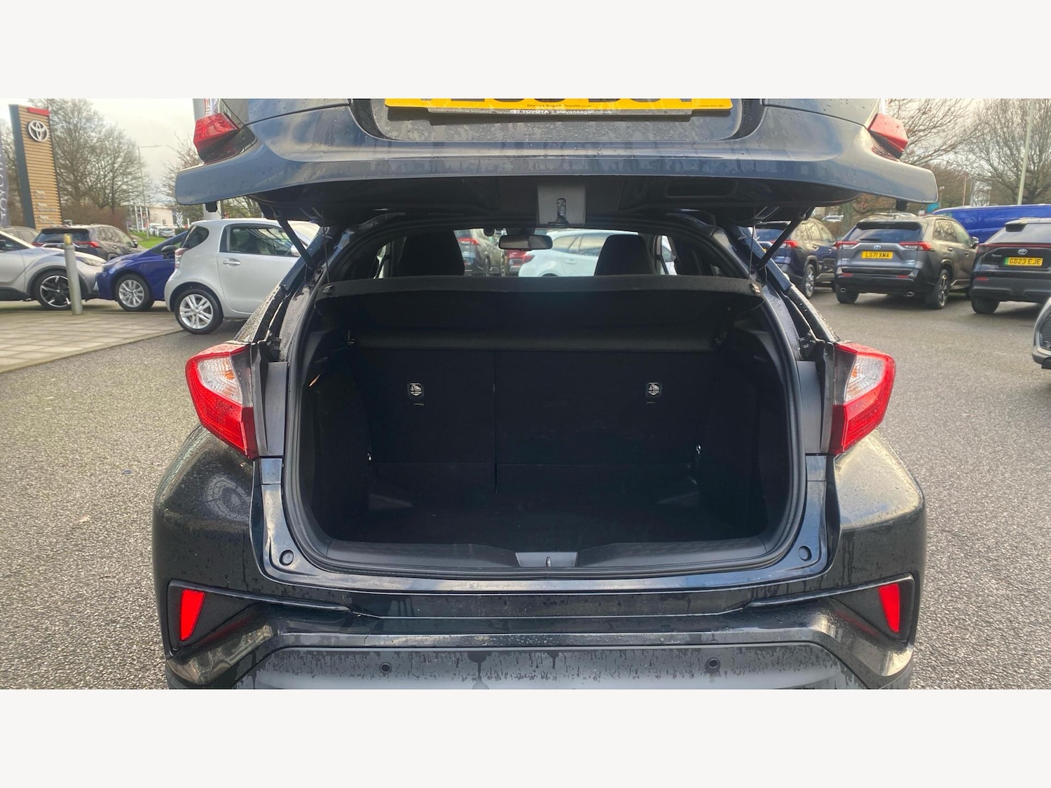 Used Toyota C-HR 2016 for sale - 77574886: Photo 16