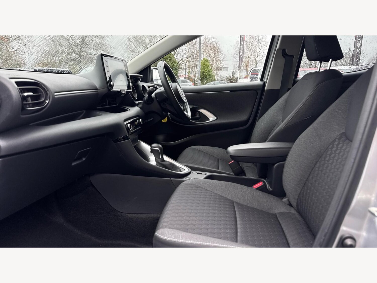 Used Toyota Yaris 2022 for sale - 77574428: Photo 12