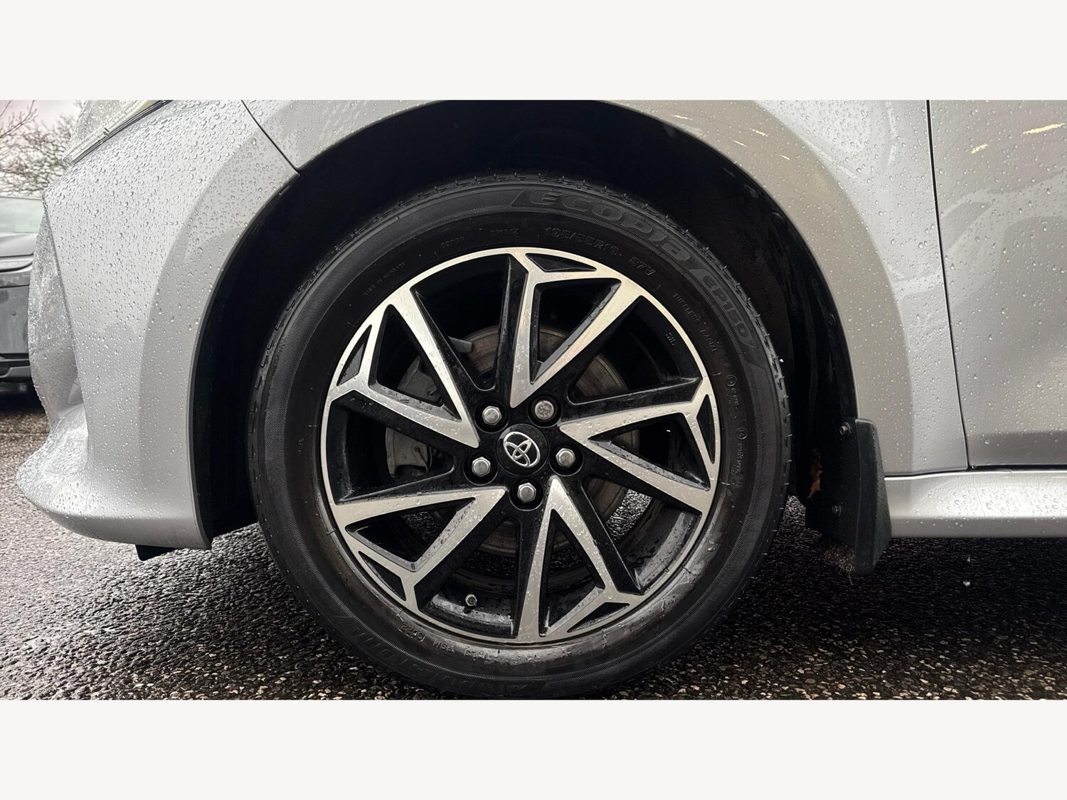 Used Toyota Yaris 2022 for sale - 77574428: Photo 20