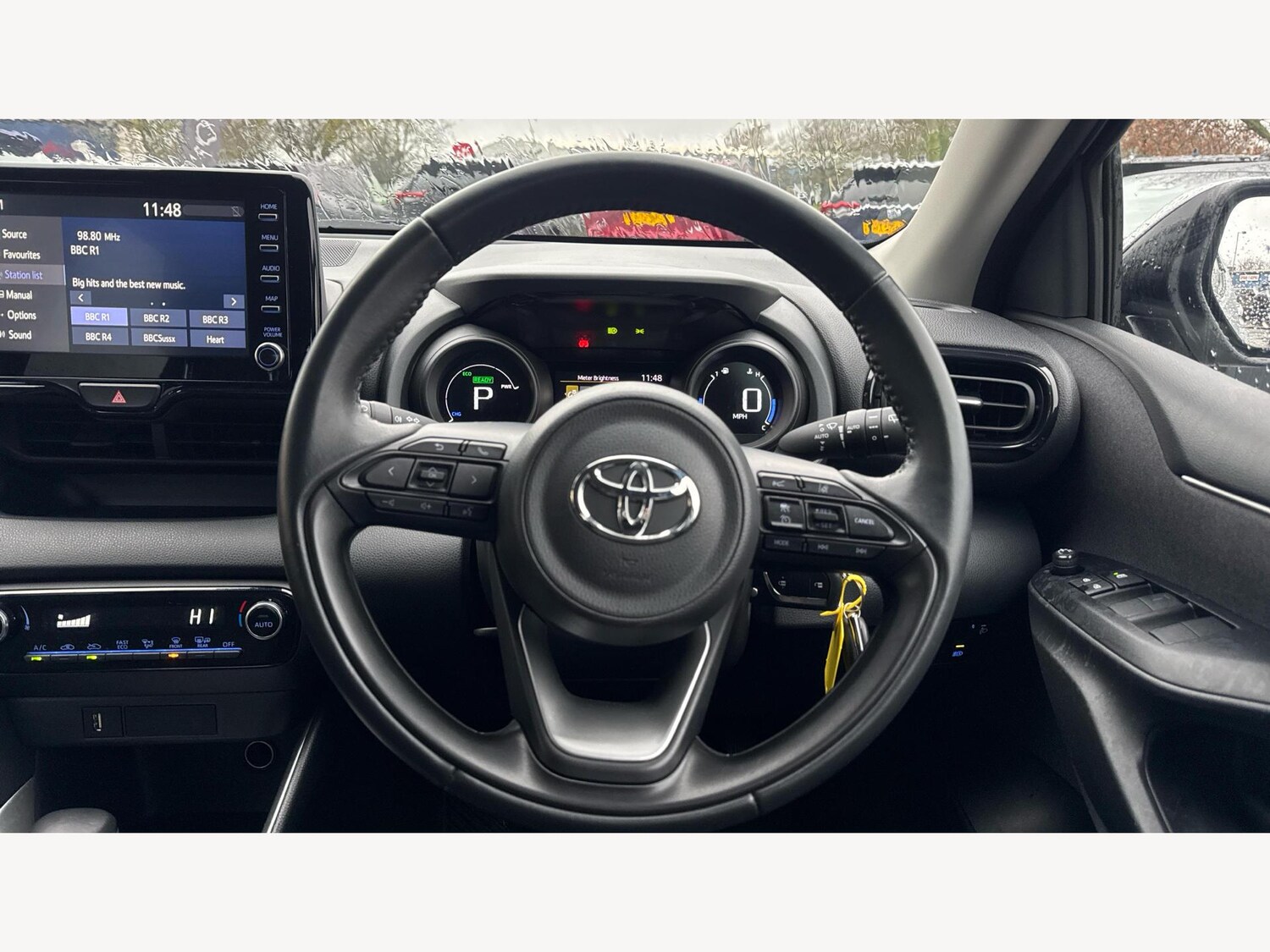Used Toyota Yaris 2022 for sale - 77574428: Photo 8