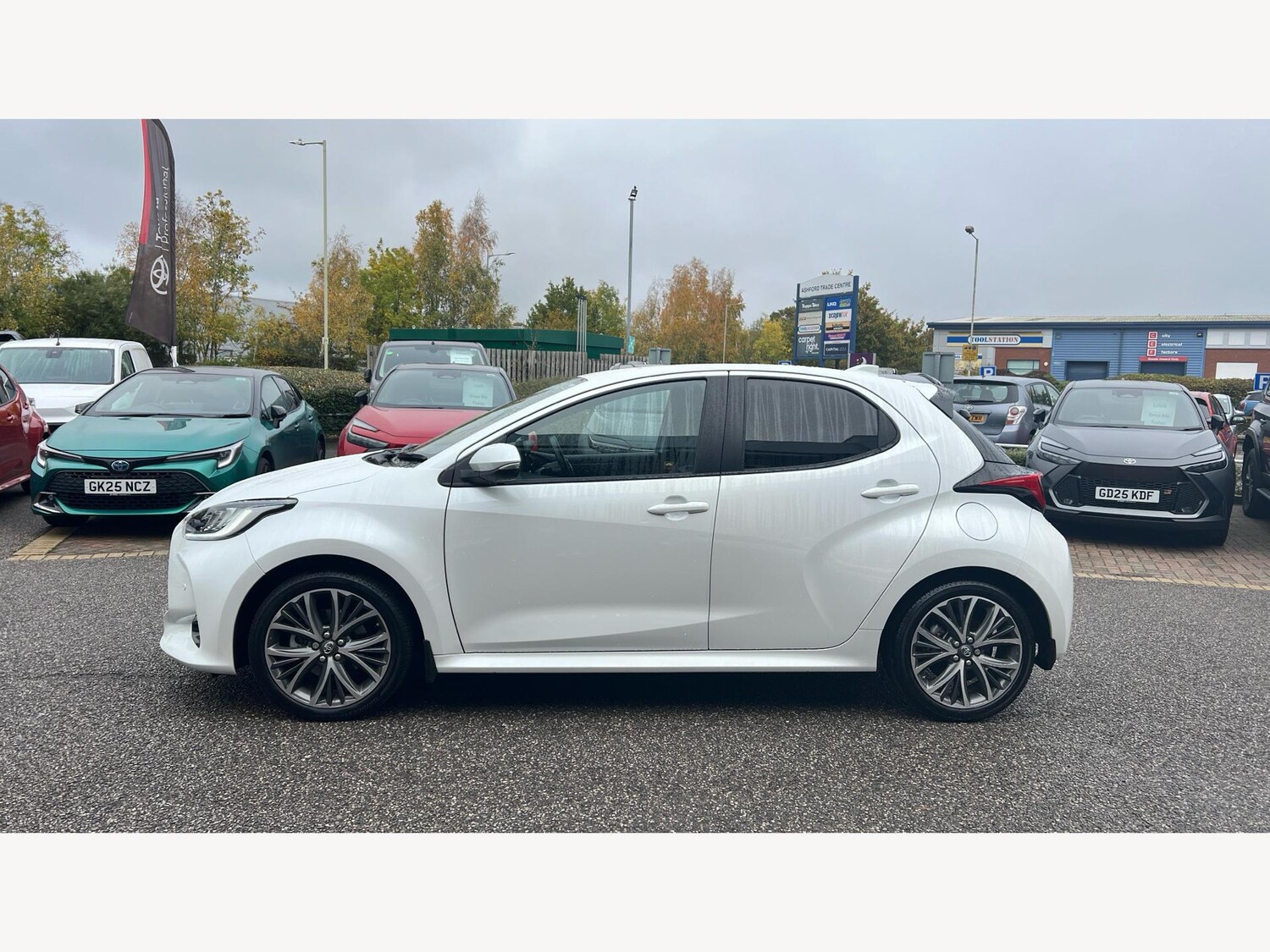 Used Toyota Yaris for sale - 76485766: Photo 19