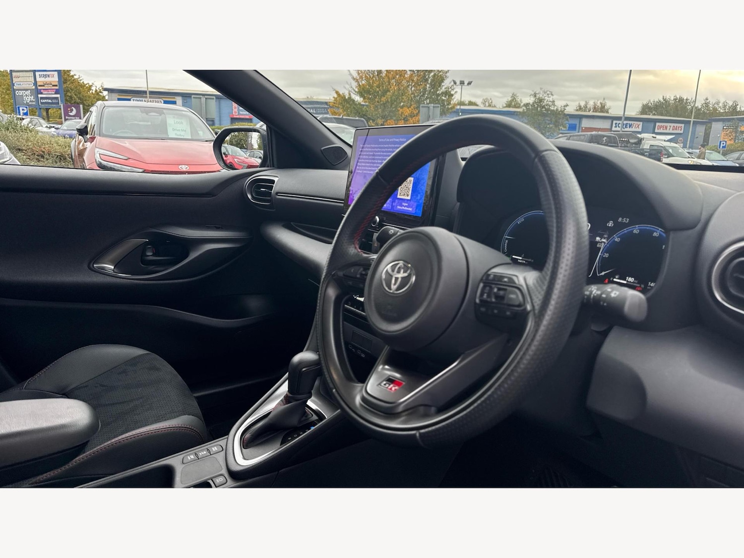 Used Toyota Yaris 2024 for sale - 76485431: Photo 13