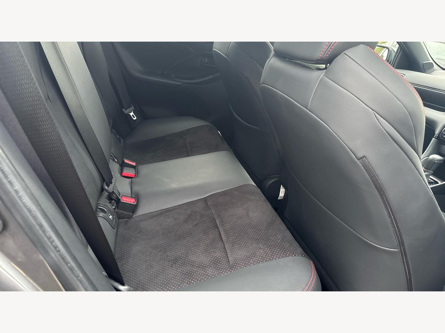 Used Toyota Yaris 2024 for sale - 76485431: Photo 14