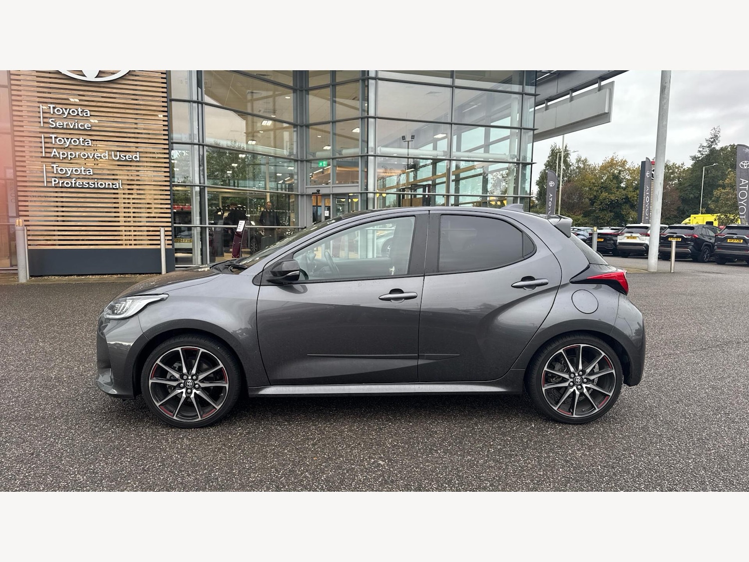 Used Toyota Yaris 2024 for sale - 76485431: Photo 19