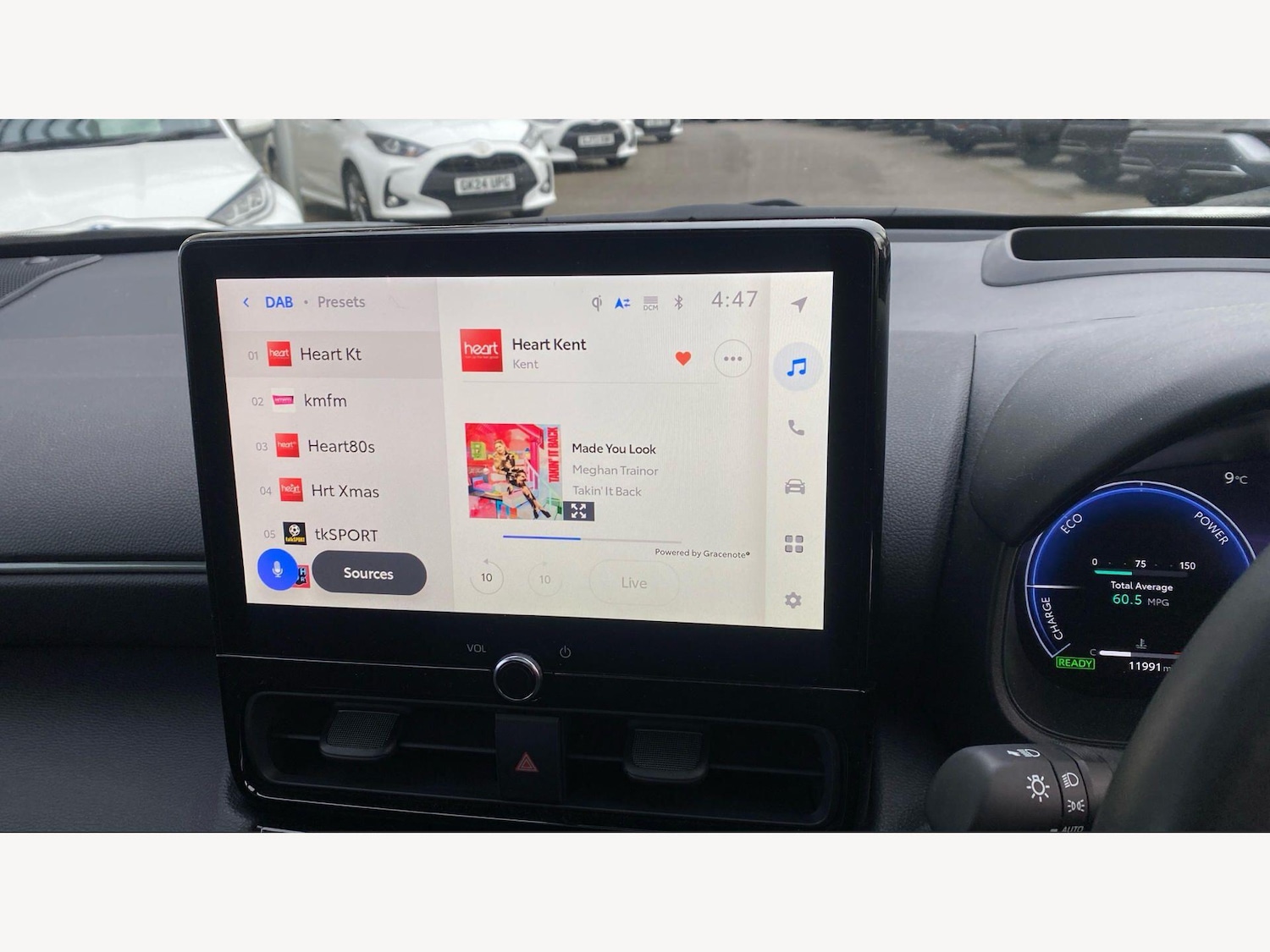 Used Toyota Yaris Cross 2024 for sale - 77940523: Photo 9