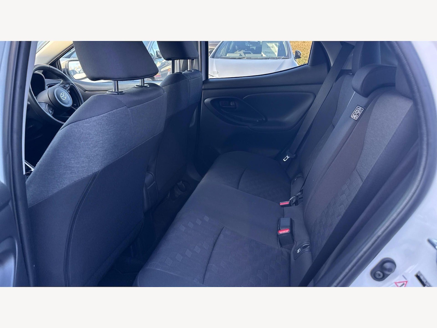 Used Toyota Yaris 2025 for sale - 77982717: Photo 15