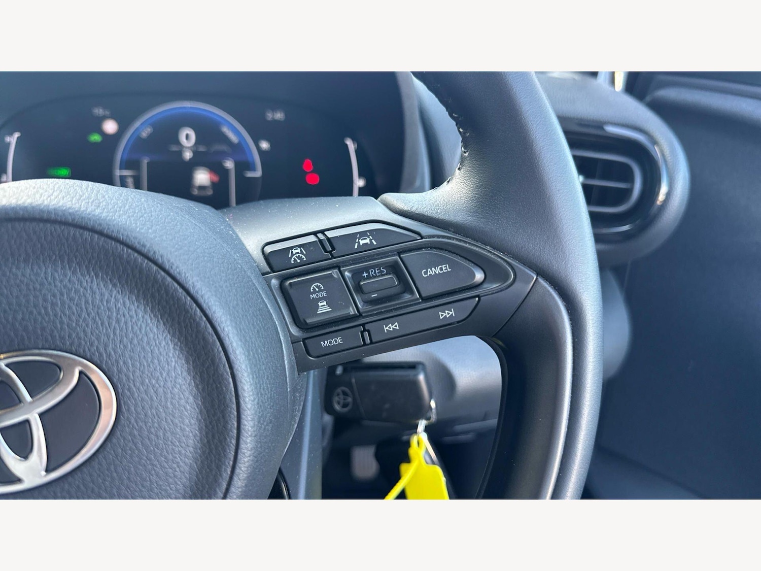 Used Toyota Yaris 2025 for sale - 77982717: Photo 23