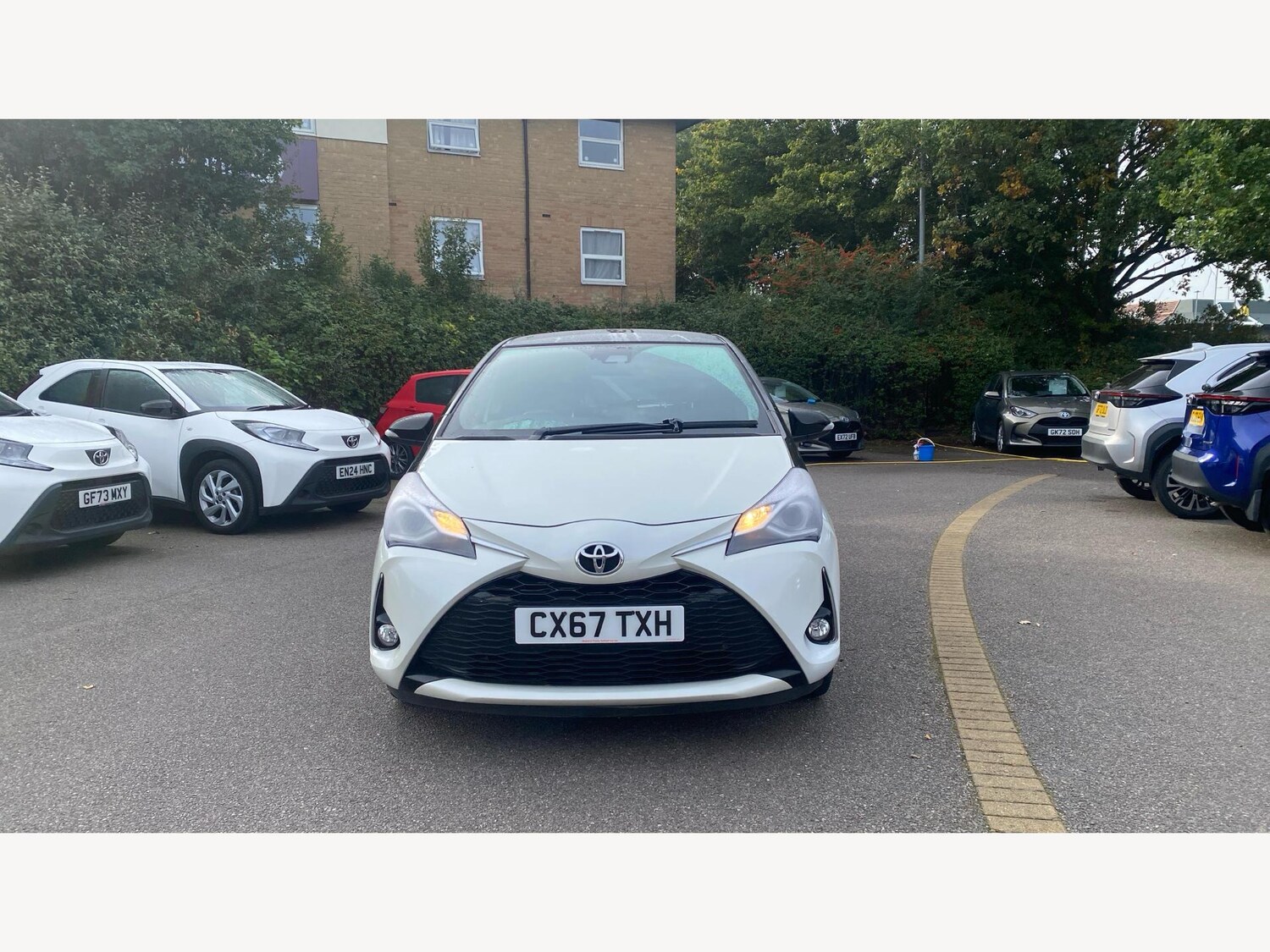 Used Toyota Yaris 2017 for sale - 76060654: Photo 17