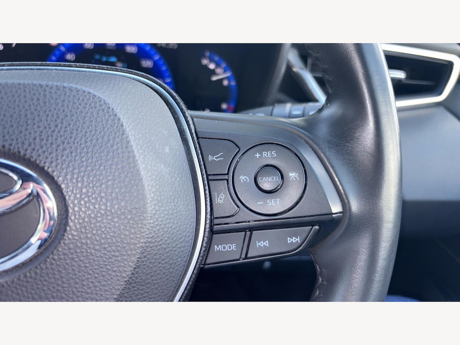 Used Toyota Corolla 2020 for sale - 76109476: Photo 25