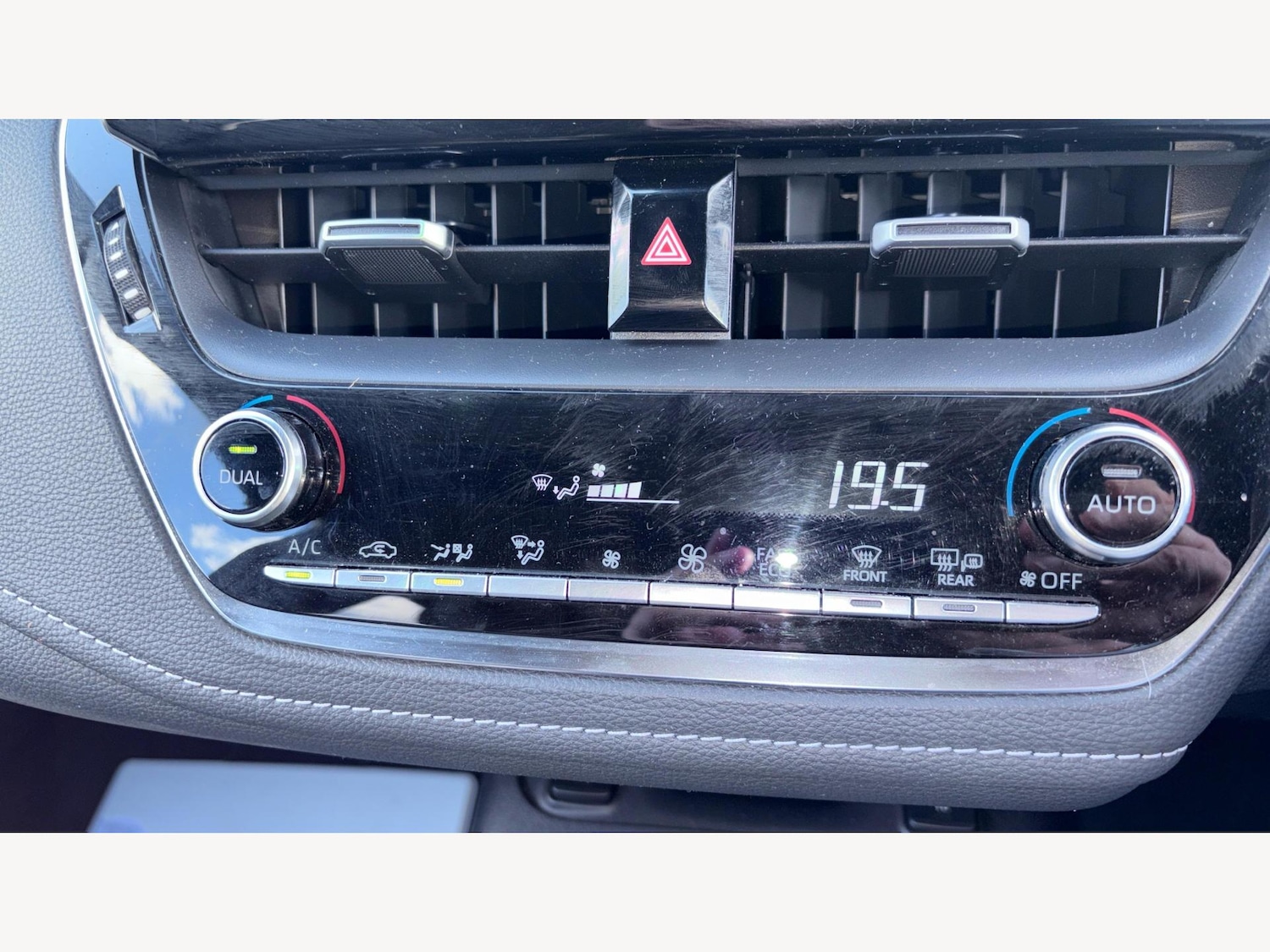 Used Toyota Corolla 2020 for sale - 76109476: Photo 26
