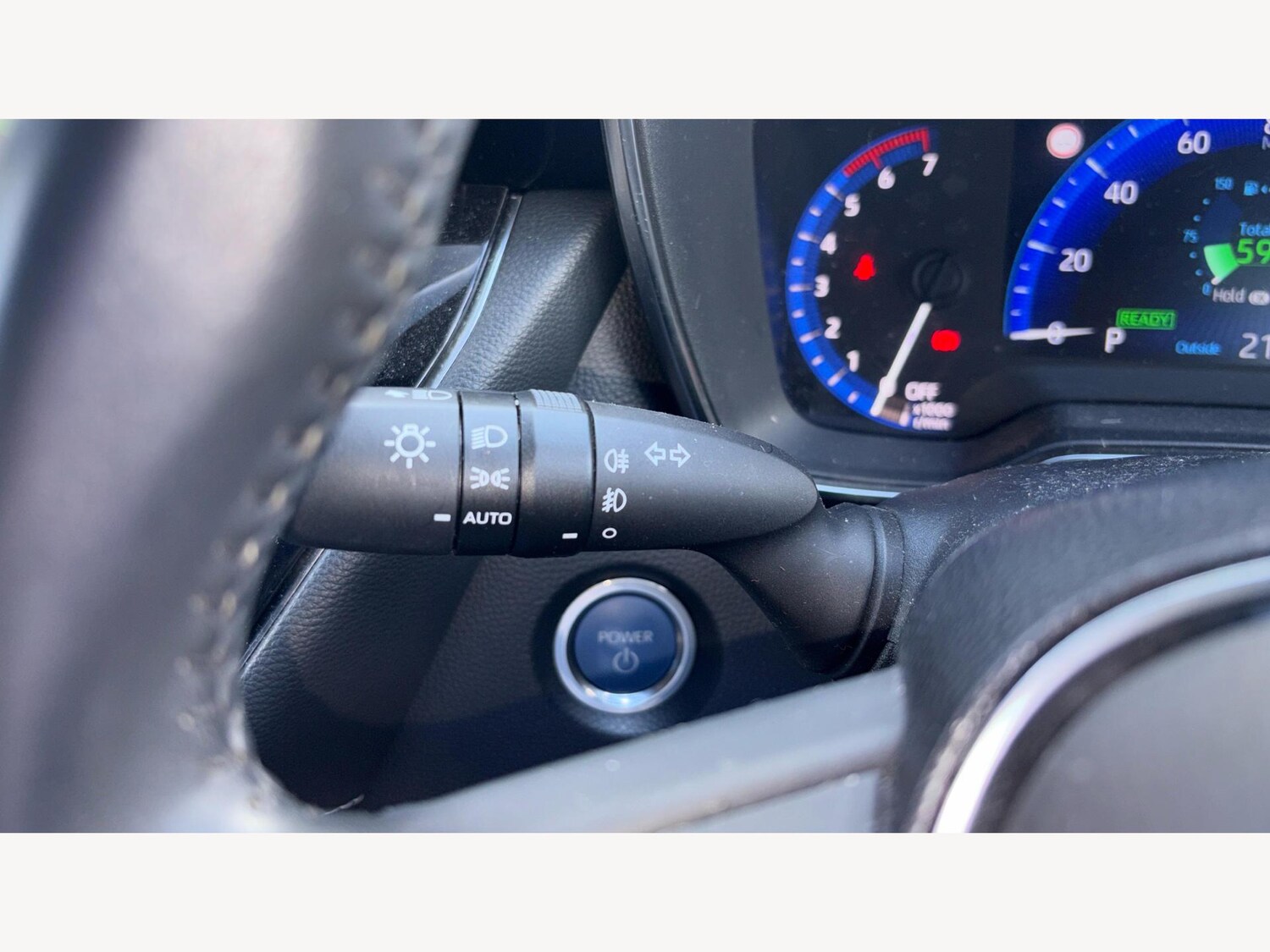 Used Toyota Corolla 2020 for sale - 76109476: Photo 31