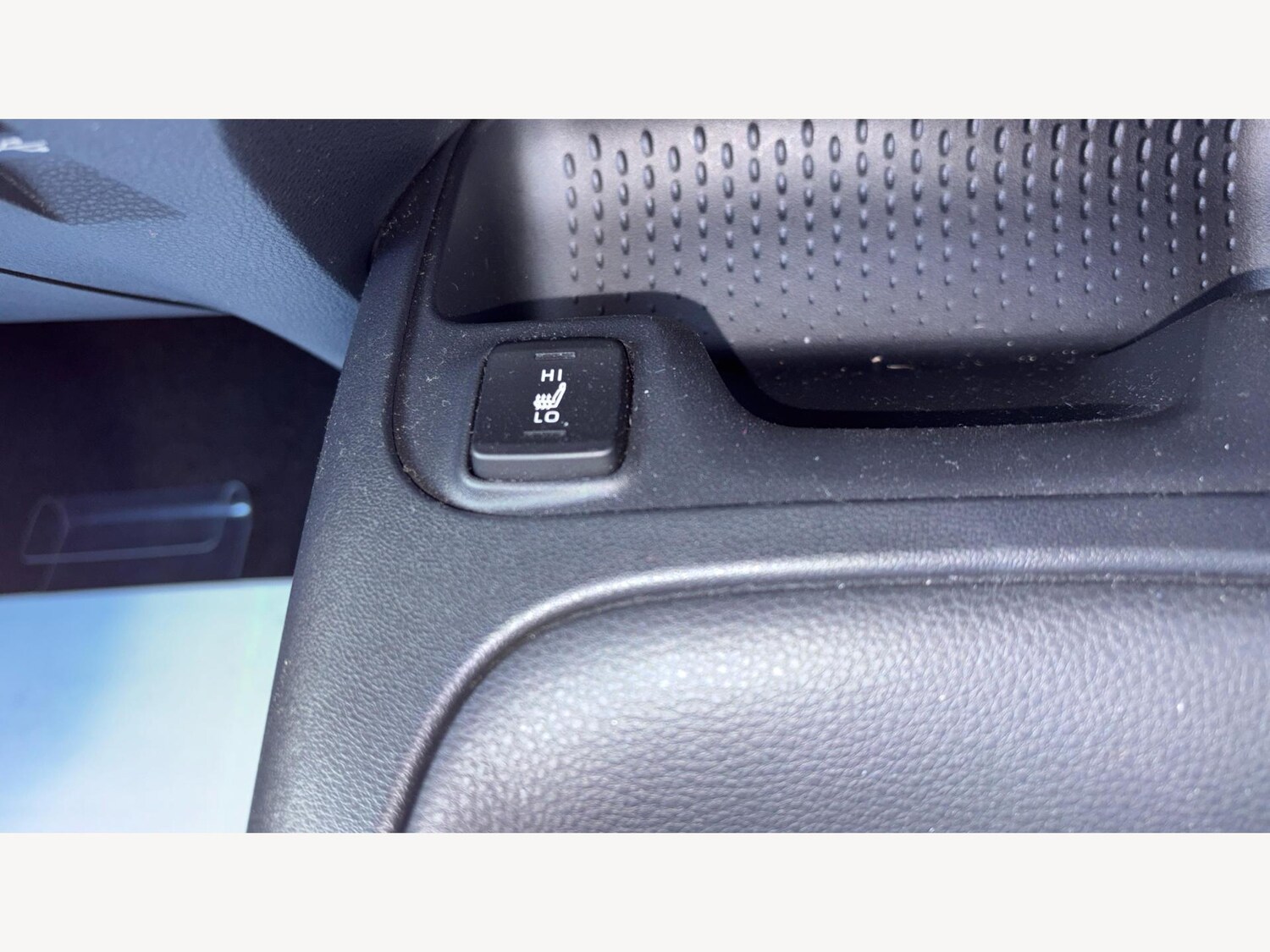 Used Toyota Corolla 2020 for sale - 76109476: Photo 32