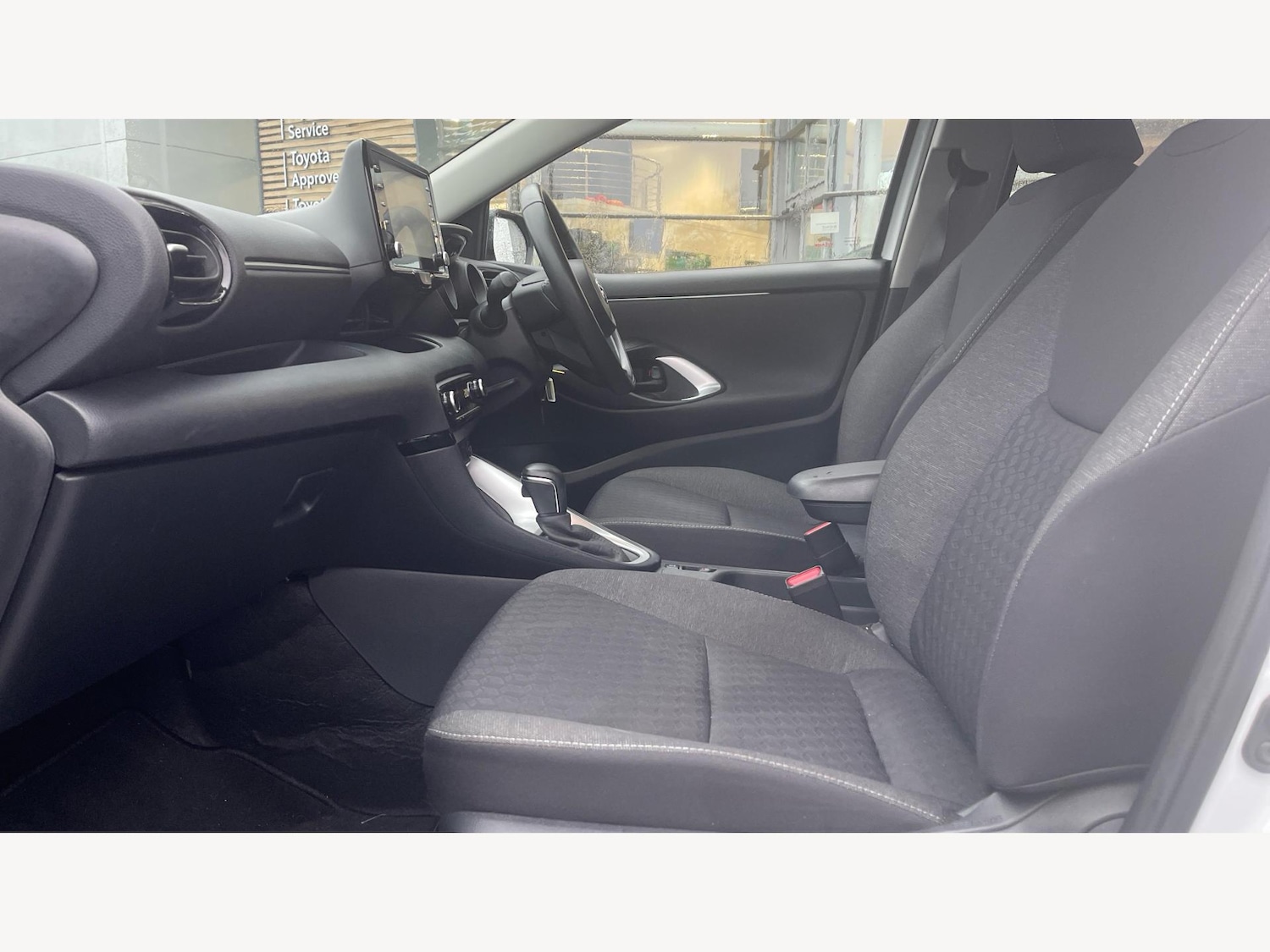 Used Toyota Yaris for sale - 77191109: Photo 12