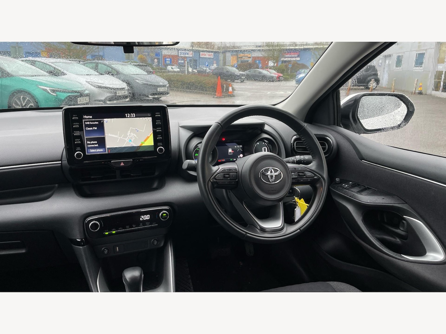 Used Toyota Yaris for sale - 77191109: Photo 8