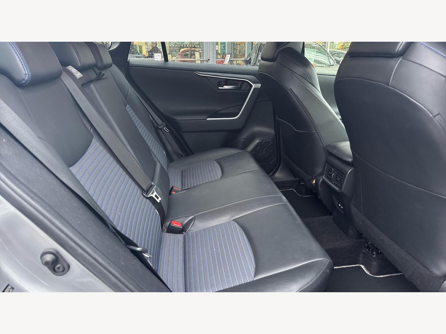 Used Toyota RAV4 2021 for sale - 77724165: Photo 14