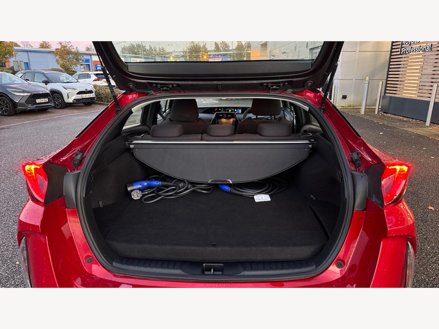 Used Toyota Prius 2023 for sale - 76689930: Photo 16